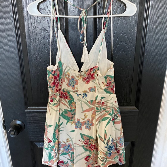 Romper - Picture 2 of 2